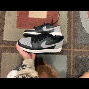 Jordan 1 low retro low shadow